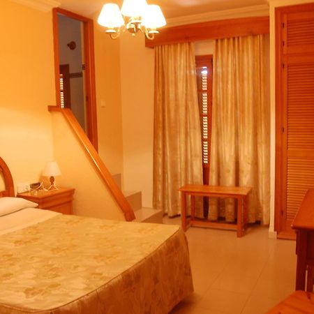 Hotel Antonio Conil 콘일데라프론테라 외부 사진